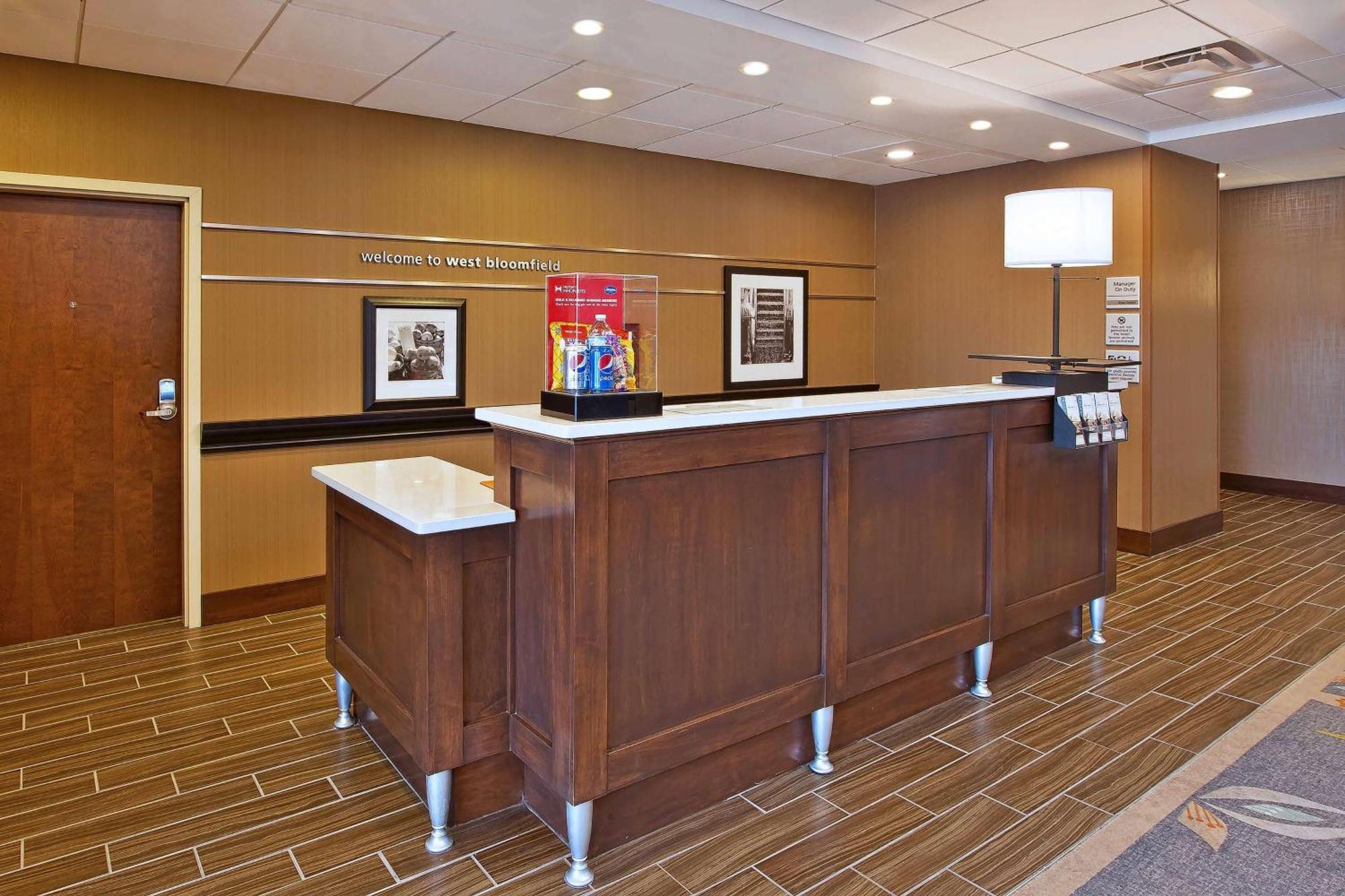 Hampton Inn By Hilton West Bloomfield Novi Farmington Hills Exterior foto